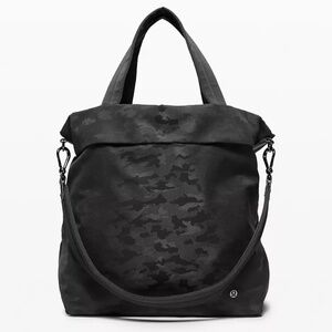 lululemon On My Level Large Bag *Camo